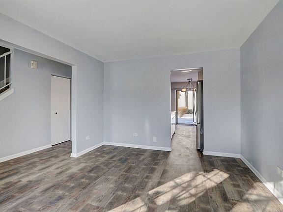 4th image of 4562 Topaz Dr
