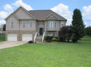 101 Alexandra Jett Ln, Georgetown, KY 40324