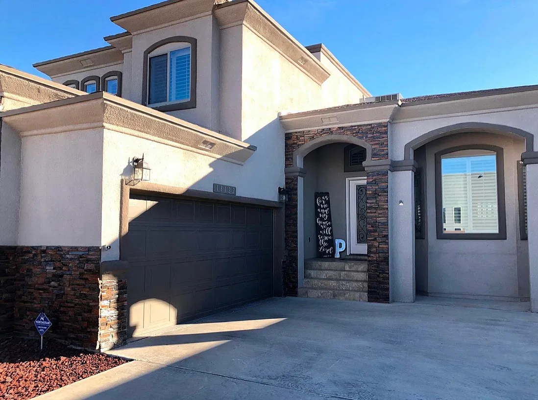 4 bed, 2393 sqft, $2,300 — Photo 3
