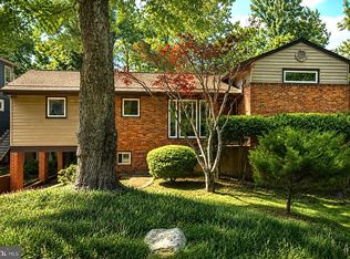 6408 W Halbert Rd, Bethesda, MD 20817