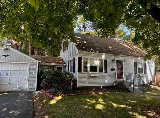 201 Codman Rd, Norwood, MA 02062