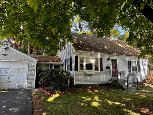 201 Codman Rd, Norwood, MA 02062