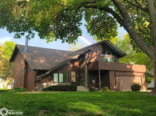 715 S Chestnut St, Jefferson, IA 50129