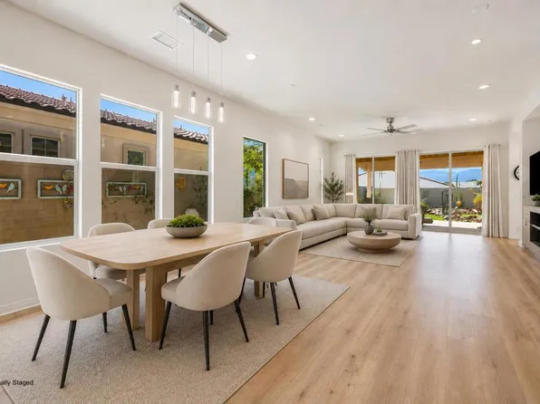 25 Pinot Noir, Rancho Mirage, CA 92270