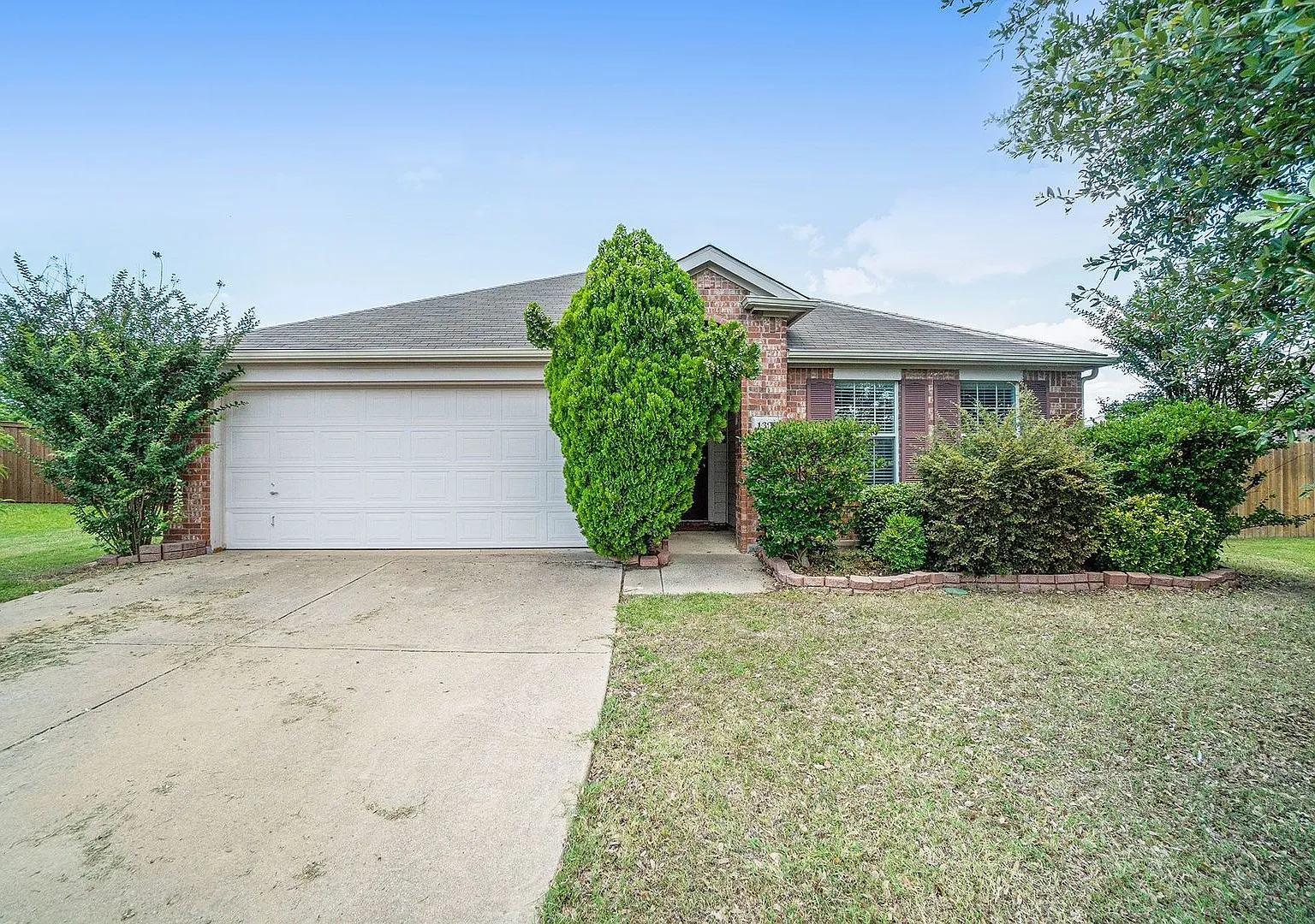 Beautiful 3-Bedroom Home with Dedicated Office, Open Floor Plan & Large Backyard — Photo 1