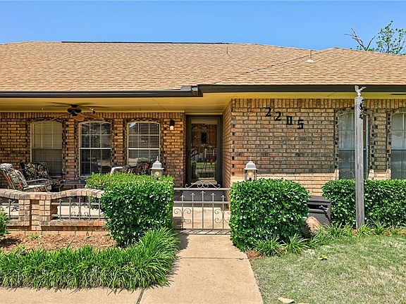 3rd image of 2205 Coburg Pl