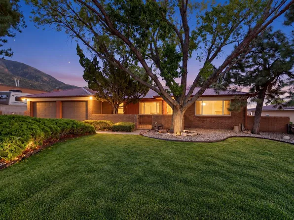13008 Glenwood Hills Ct NE, Albuquerque, NM 87111