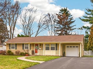 118 Courtly Cir, Rochester, NY 14615