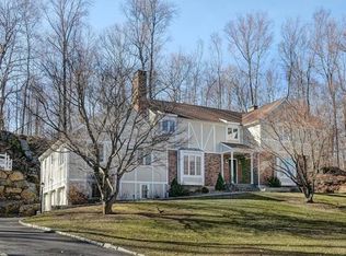 33 High Valley Rd, Ridgefield, CT 06877