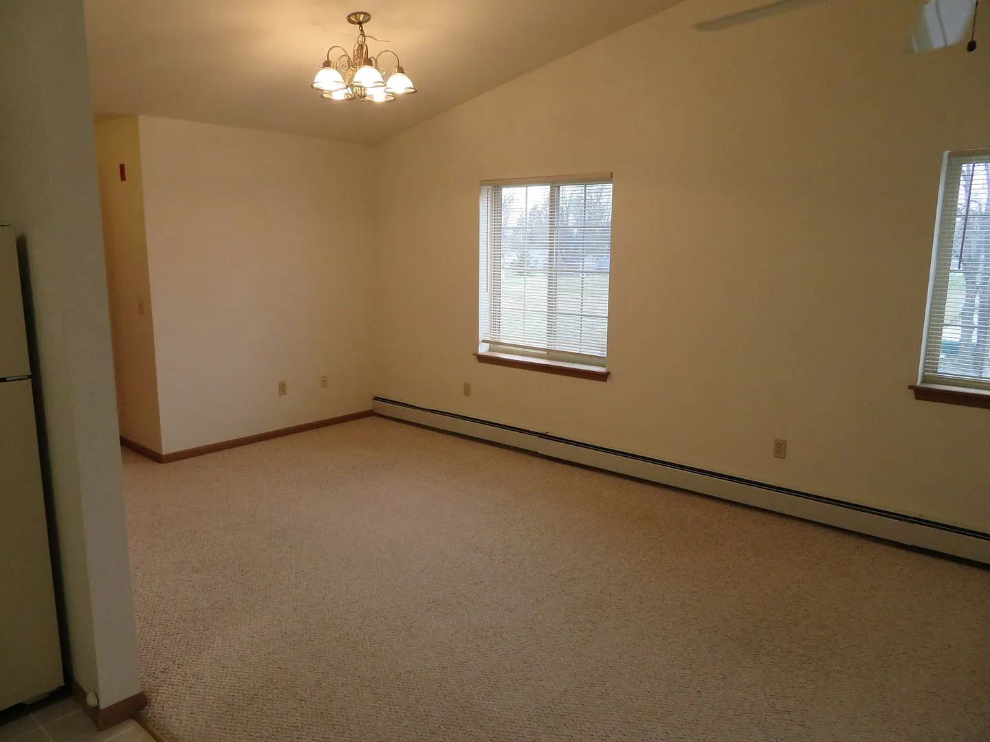 Castle Rock 385 BLDG — Photo 3