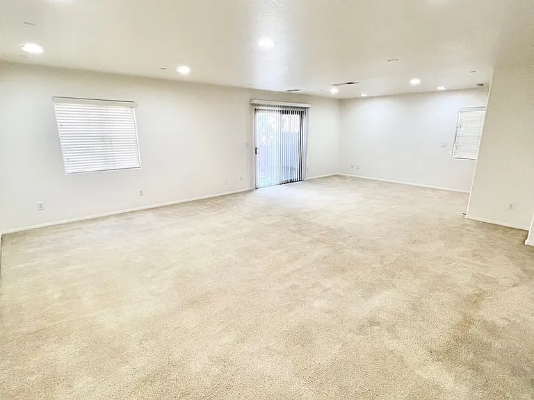 7949 Garden Stone Ct — Photo 5
