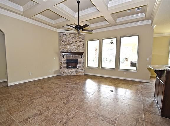 4th image of 1010 Lady Amber Ct