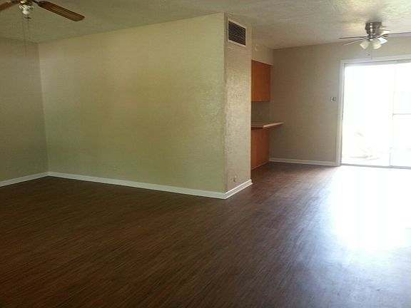 3rd image of 4030 Cork Dr