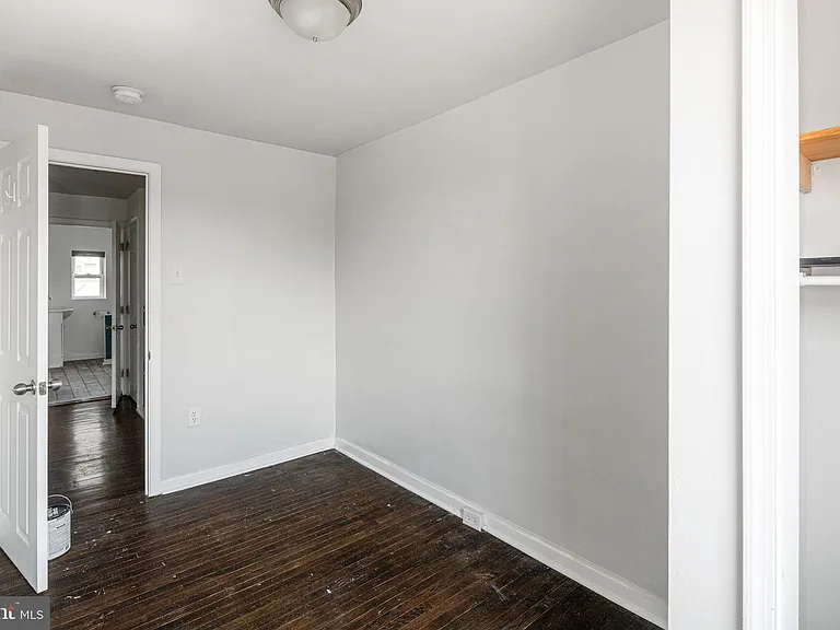 7436 Drexel Rd — Photo 9
