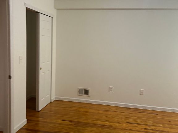 3rd image of 692 Van Duzer St Floor 2