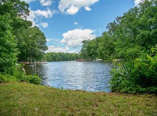 246 Lake Caroline Dr, Ruther Glen, VA 22546