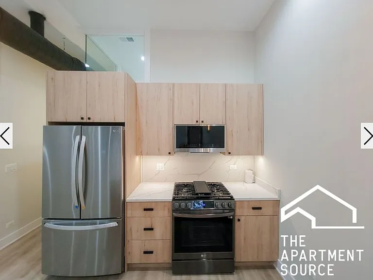 3829 N Southport Ave #1 — Photo 9