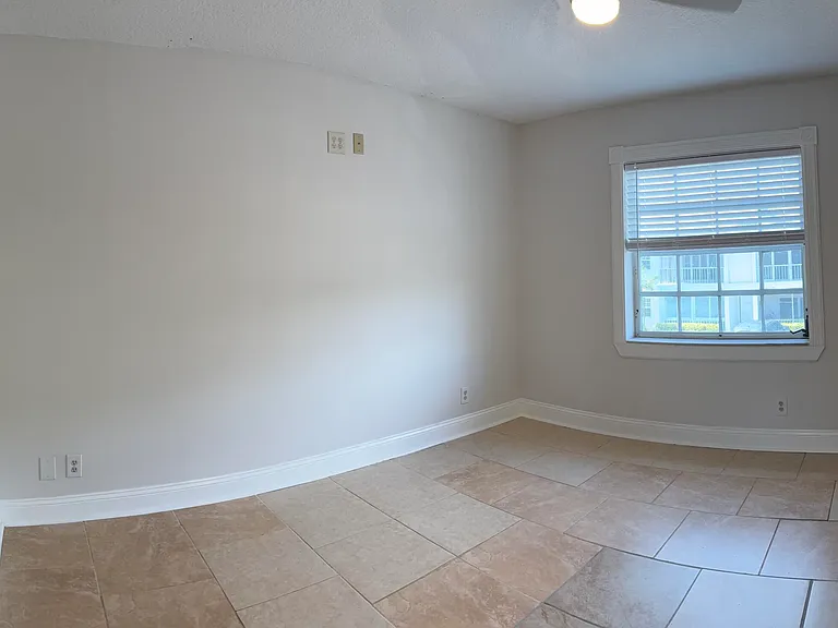 6299 Bay Club Dr #3 — Photo 11