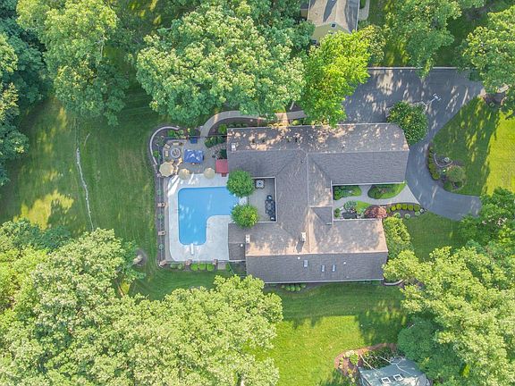 2nd image of 514 Durham Dr