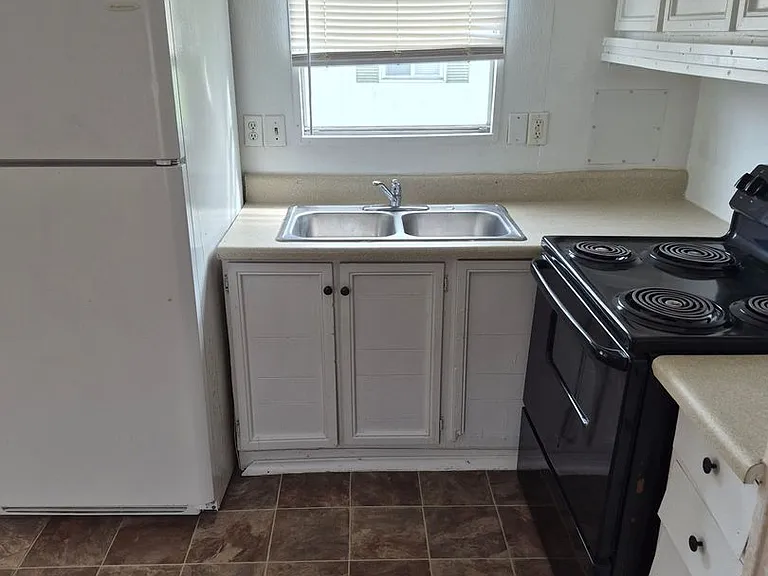 827 Signal Mountain Rd — Photo 2