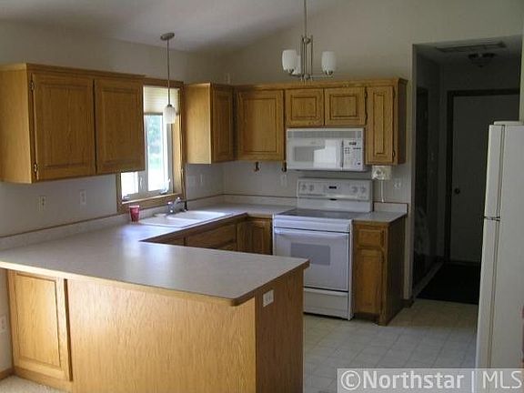 2nd image of 3606 Heidelberg Ln