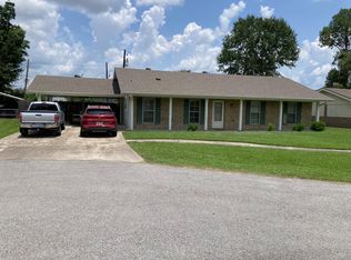 706 Idlewood Blvd, Lafayette, LA 70506
