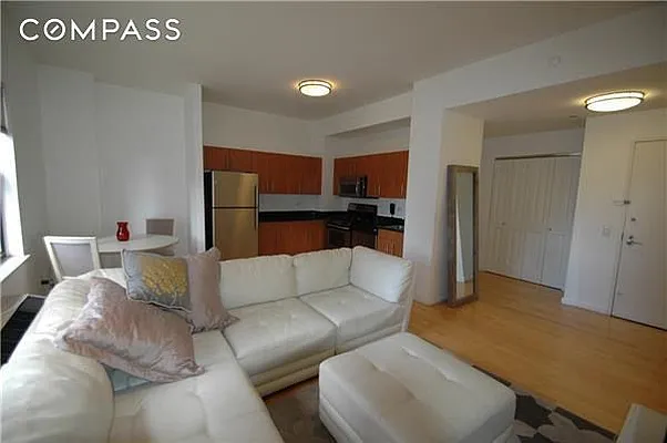 Rented by Compass | media 35