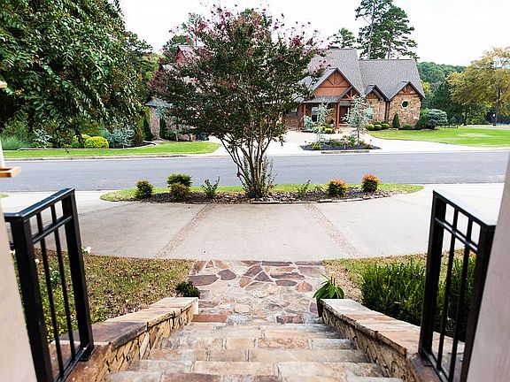 3rd image of 403 Quapaw Dr