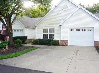 2826 Stratford Cir, Akron, OH 44312