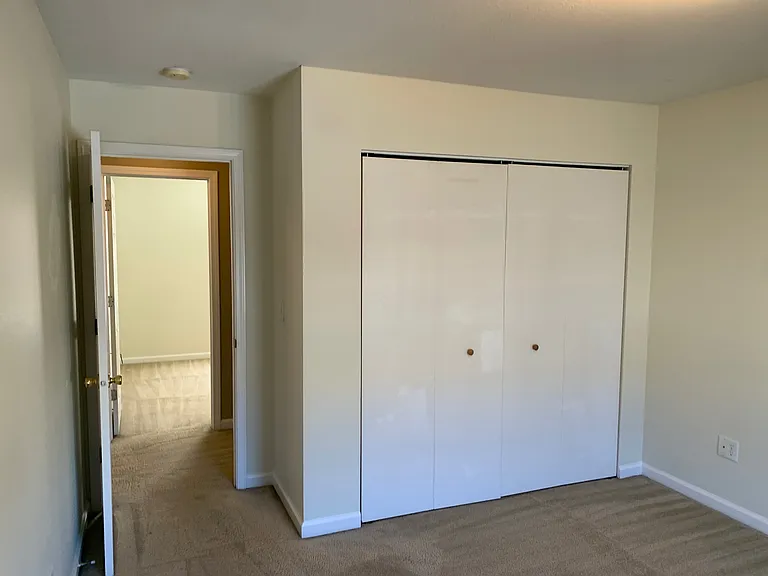 1619 RT Dunn Drive — Photo 8