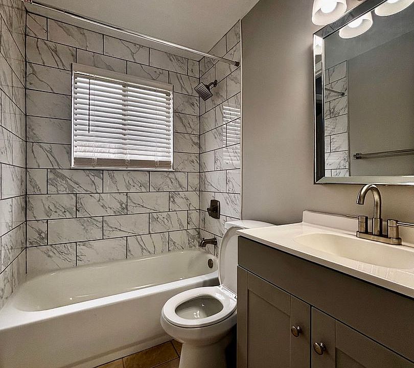 1st image of 519 S Main St #1