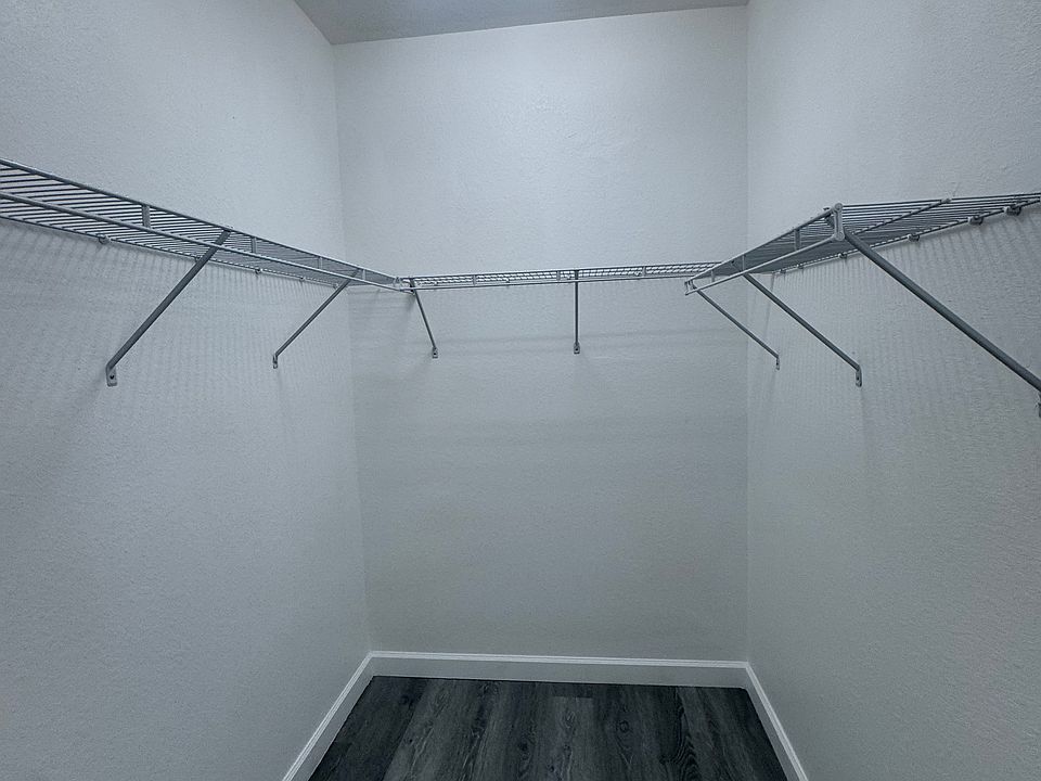 walk in closet