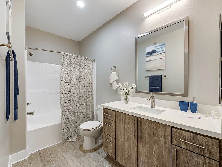 Triana Apartments — Photo 15