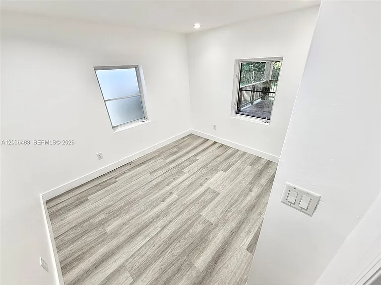 1272 NE 145th St — Photo 9