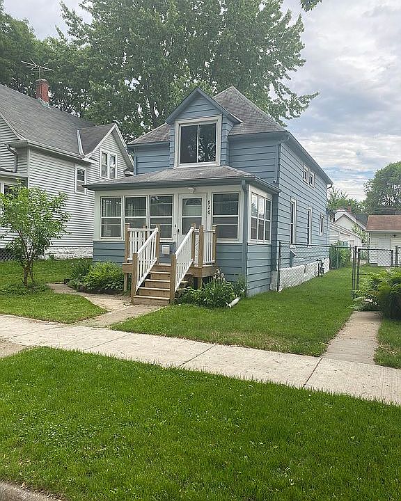 1st image of 926 Armstrong Ave
