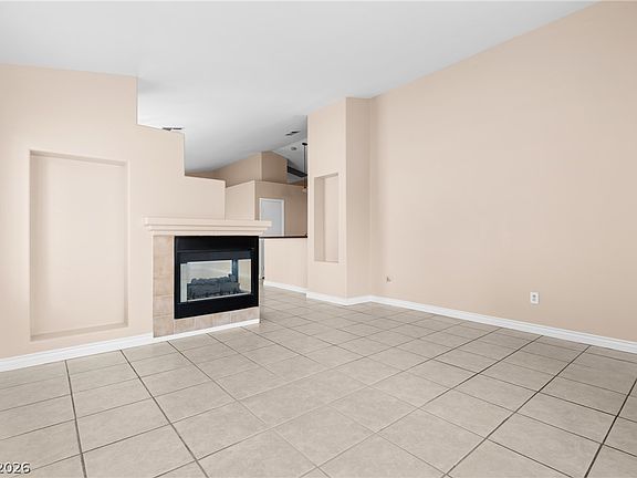 3rd image of 137 Winley Chase Ave