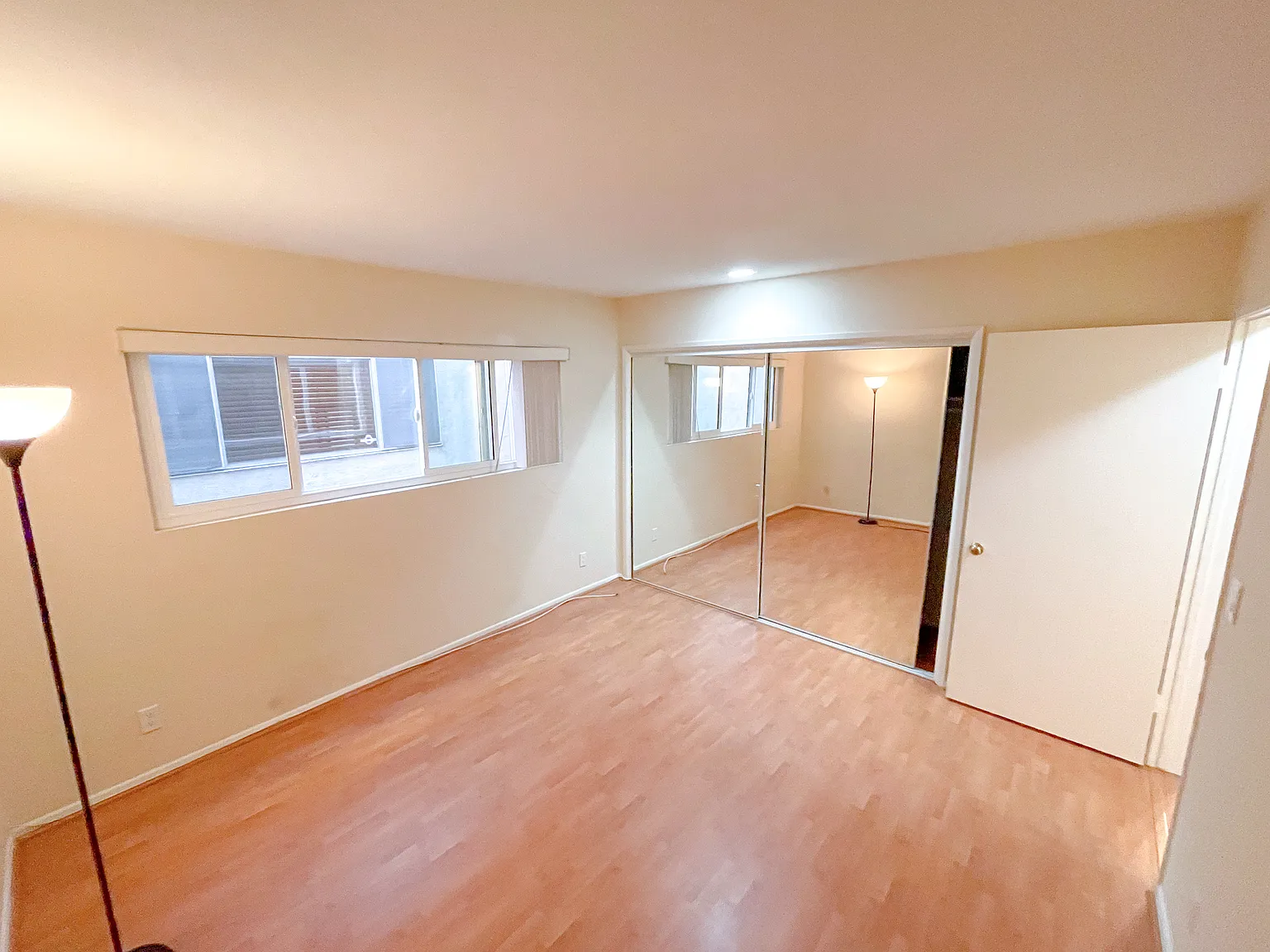 2 bed, 989 sqft, $1,595 — Photo 1