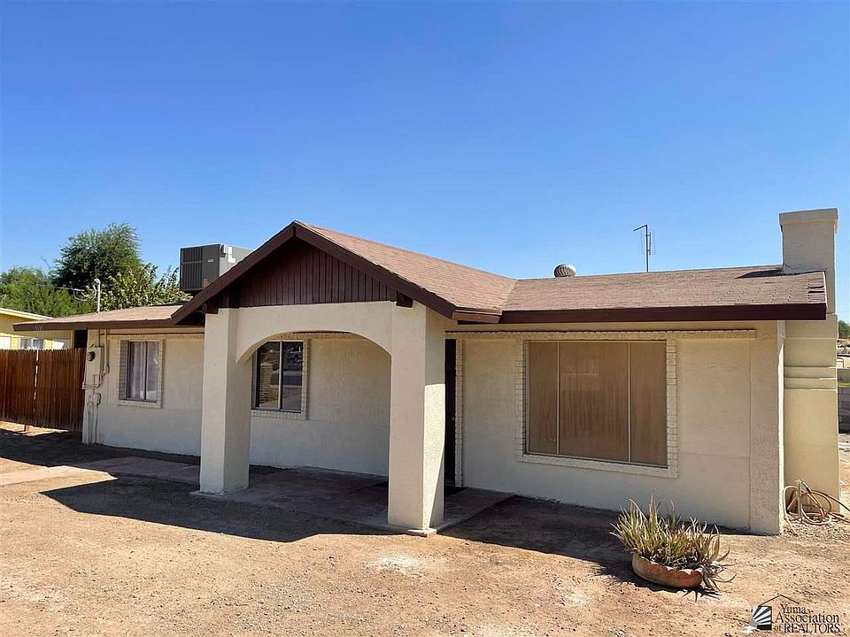 1st image of 1085 N Hidalgo Ave