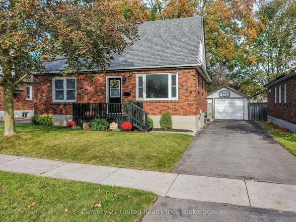 750 Curtis Rd, Peterborough, ON K9H 2E7