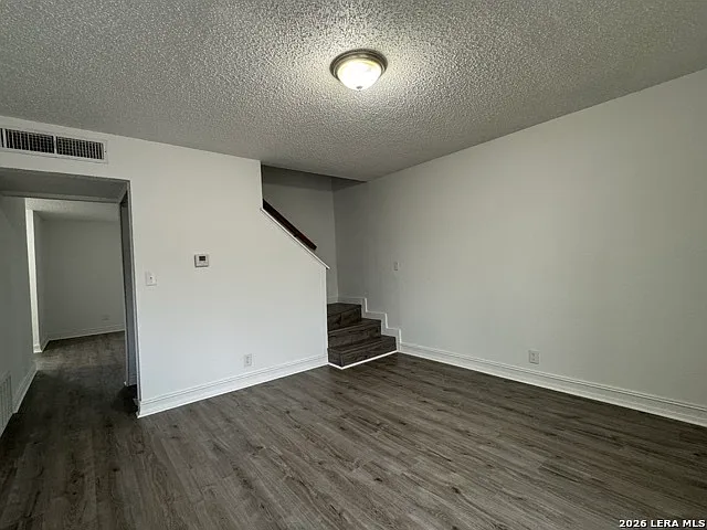 6631 Spring Hurst St — Photo 19