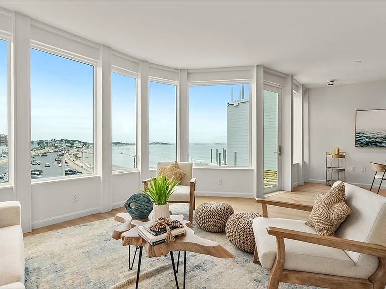 120 Nantasket Ave #Penthouse 4 — Photo 2