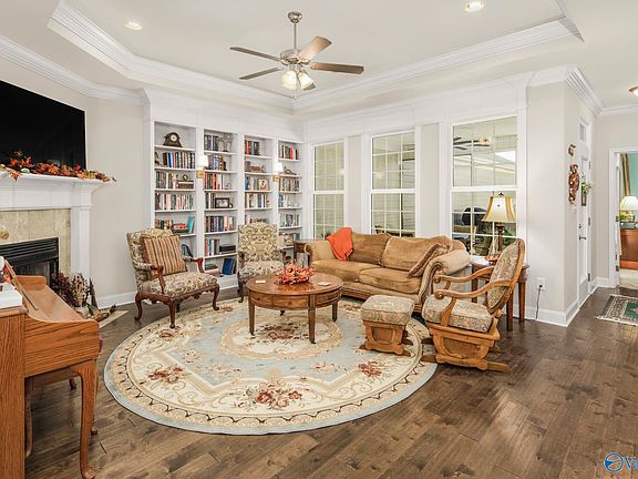2nd image of 5 Moore Farm Cir NW #5