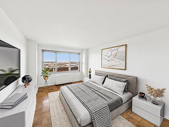 3rd image of 110-11 Qns Blvd #22E