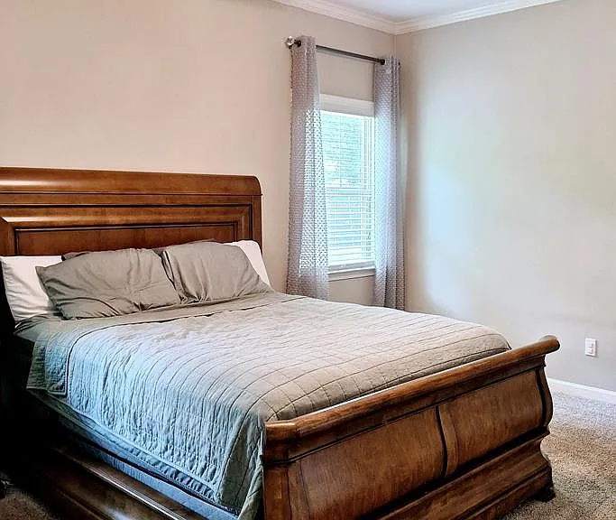 324 Camberly Ct — Photo 9