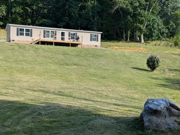 17433 Morrison Rd, Meadowview, VA 24361