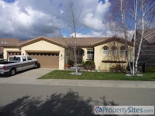 2nd image of 581 Sawka Dr