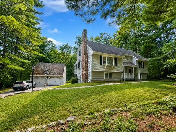 31 Pikes Hill Rd, Sterling, MA 01564