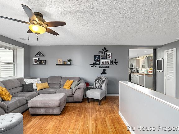 4th image of 2397 122nd Ave