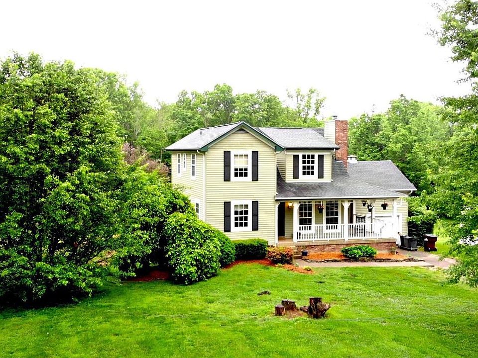 1st image of 370 Creekview Dr