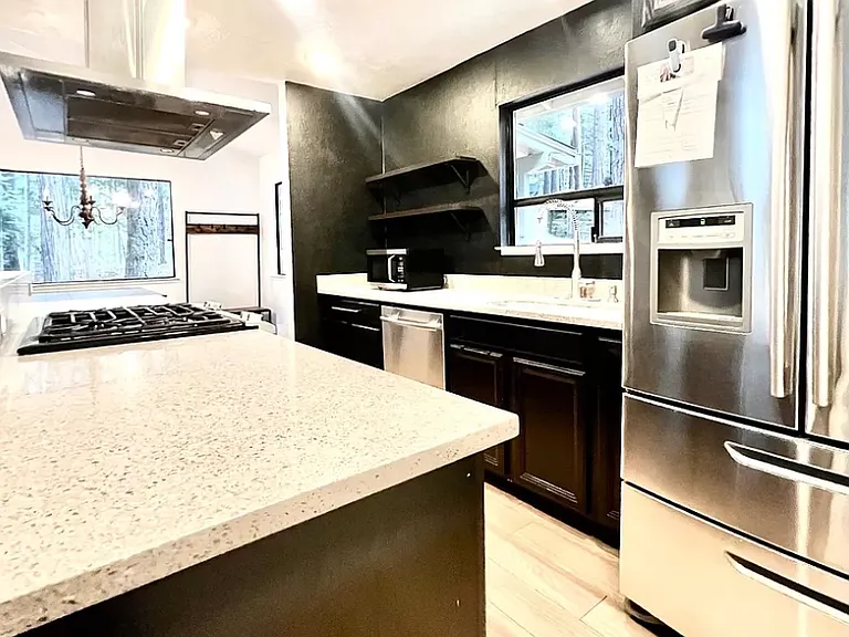 27151 Lake Dr — Photo 1